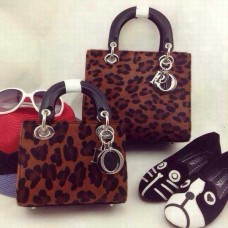 Replica Dior Lady Default handtas van lamsleer in bruin Replica Dior Lady Default handtas van lamsleer in bruin