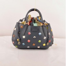 Fendi B Fab Medium Top-handle Bag van blauw Ferrari-leer met studs en veelkleurige juwelen Fendi B Fab Medium Top-handle Bag van blauw Ferrari-leer met studs en veelkleurige juwelen