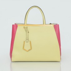 Fendi 2Jours tas, origineel leer, in geel/roze. Fendi 2Jours tas, origineel leer, in geel/roze.