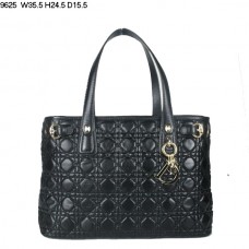 Dior Panarea Medium Schoudertas Zwart Lamsleer (Gouden Hardware) 9625 Dior Panarea Medium Schoudertas Zwart Lamsleer (Gouden Hardware) 9625