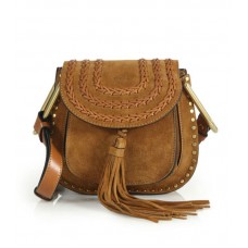 Chloe Hudson Crossbodytas van suède met kwastjes, karamelkleur Chloe Hudson Crossbodytas van suède met kwastjes, karamelkleur