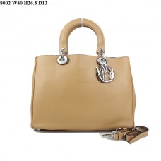 Dior Diorissimo Jumbo Tas Abrikooskleurig Nappa Leer (Zilverkleurige Hardware) 8002 Dior Diorissimo Jumbo Tas Abrikooskleurig Nappa Leer (Zilverkleurige Hardware) 8002