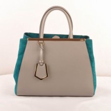 Fendi 2jours Middelgrote tas van grijs Ferrari-leer met groen lamsleer Fendi 2jours Middelgrote tas van grijs Ferrari-leer met groen lamsleer