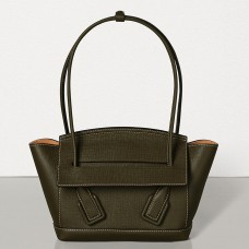 Bottega Veneta Arco 33 tas in kaki generfd kalfsleer Bottega Veneta Arco 33 tas in kaki generfd kalfsleer