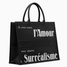 Dior Surrealism Book Tote in zwart bedrukt kalfsleer Dior Surrealism Book Tote in zwart bedrukt kalfsleer