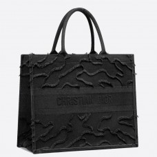 Dior Book Tote Bag in zwart camouflage geborduurd canvas Dior Book Tote Bag in zwart camouflage geborduurd canvas