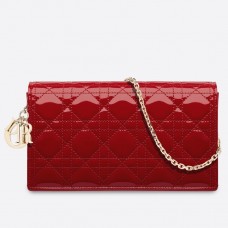 Dior Lady Dior clutch met ketting in rood lakleer van kalfsleer Dior Lady Dior clutch met ketting in rood lakleer van kalfsleer