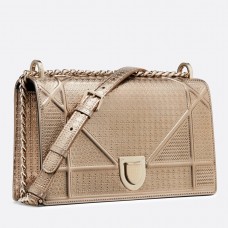 Dior Diorama tas in champagnekleurig metallic kalfsleer Dior Diorama tas in champagnekleurig metallic kalfsleer
