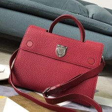 Dior Diorever handtas in rood kalfsleer Dior Diorever handtas in rood kalfsleer