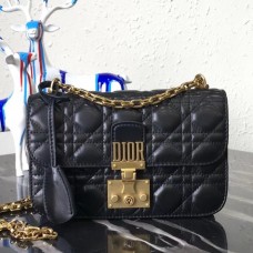 Dior kleine Dioraddict flap tas in zwart lamsleer Dior kleine Dioraddict flap tas in zwart lamsleer
