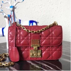 Dior kleine Dioraddict flap tas in rood lamsleer Dior kleine Dioraddict flap tas in rood lamsleer
