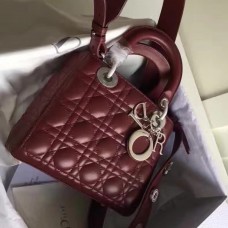 Dior My Lady Dior tas in bordeauxrood lamsleer Dior My Lady Dior tas in bordeauxrood lamsleer