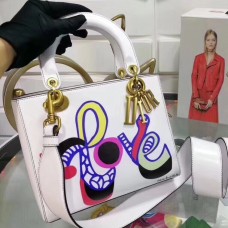 Dior Medium Lady Dior tas in Niki De Saint Phalle print Love Dior Medium Lady Dior tas in Niki De Saint Phalle print Love