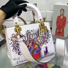 Dior Medium Lady Dior tas in Niki De Saint Phalle print met boommotief Dior Medium Lady Dior tas in Niki De Saint Phalle print met boommotief