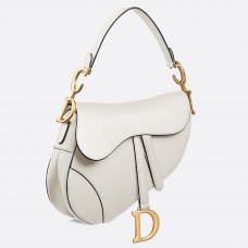 Dior Saddle Bag in wit generfd kalfsleer Dior Saddle Bag in wit generfd kalfsleer