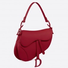 Dior Saddle Bag in kersenrood mat kalfsleer Dior Saddle Bag in kersenrood mat kalfsleer