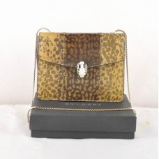 Bvlgari Serpenti schoudertas van leer met slangenpatroon, abrikooskleur 605 Bvlgari Serpenti schoudertas van leer met slangenpatroon, abrikooskleur 605